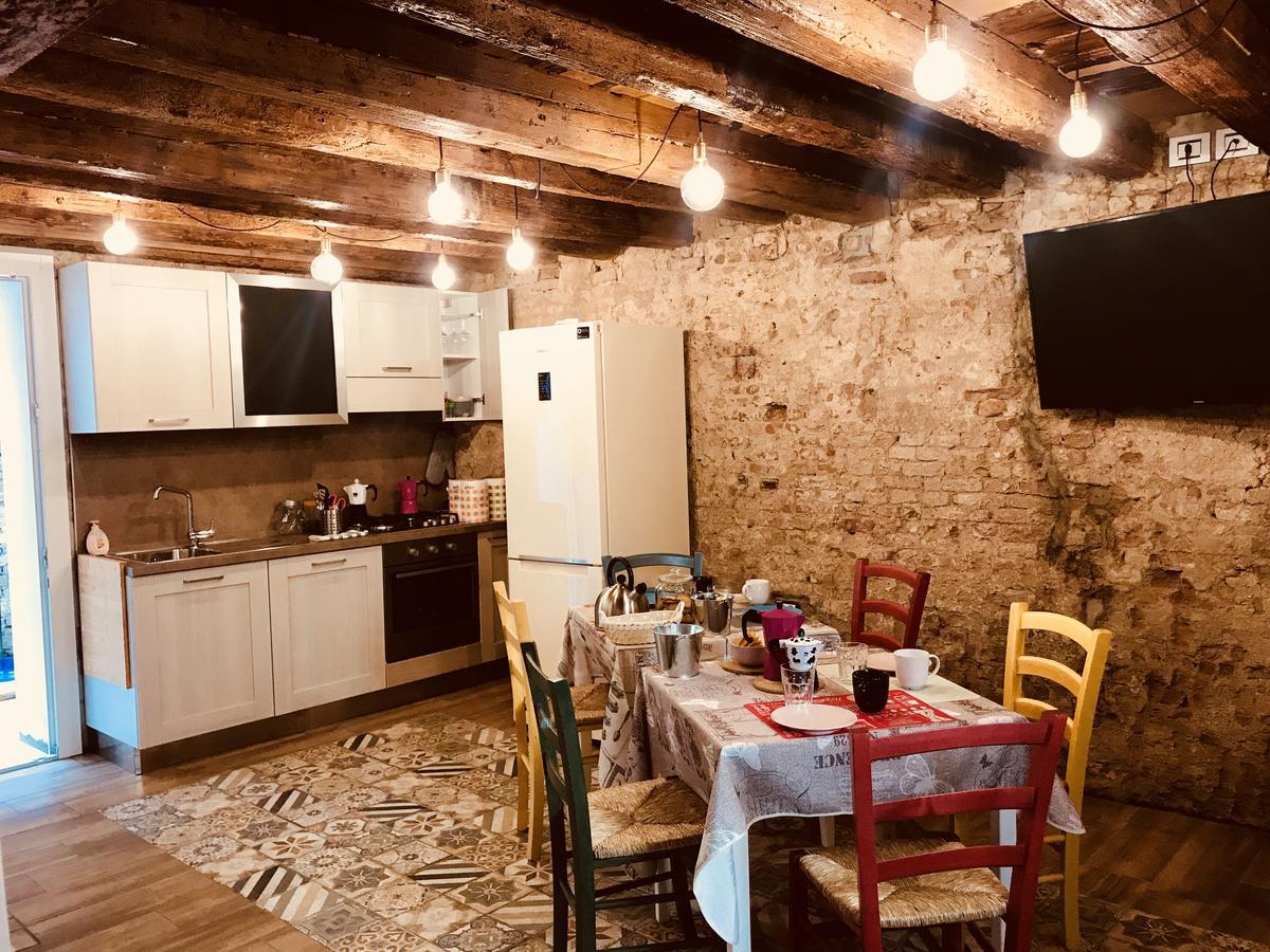 Barbara'S Rooms Chioggia Buitenkant foto
